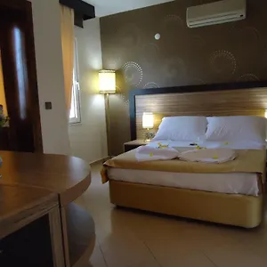 Otel Ayvalik Beach Hotel