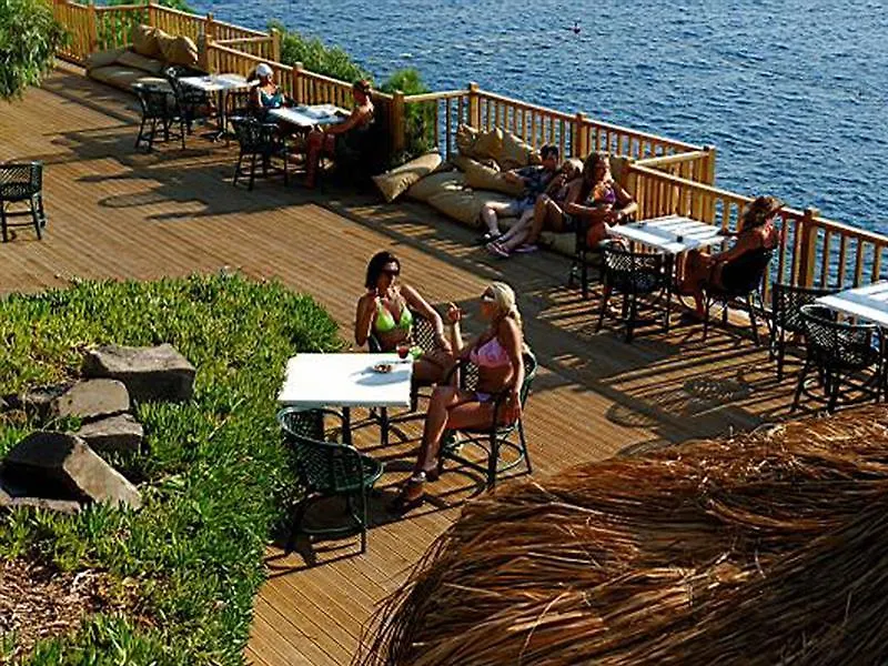 Green Beach Resort グンドーガン 5*,